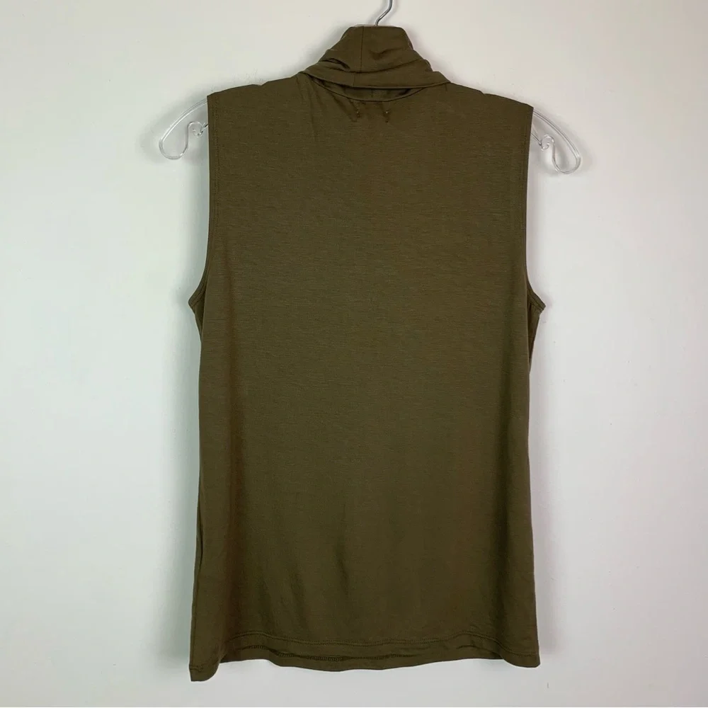 NWT L'AGENCE Ceci Sleeveless Turtleneck Top in Pine Size M - Picture 7 of 11